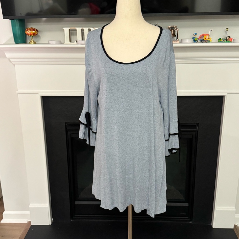 Vintage Vision USA Blue Bell-Sleeve Tunic Top with Black Trim – Size M